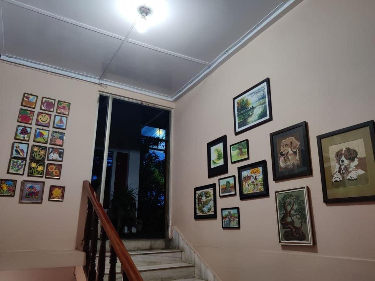 The Nook Rooftop Condo And Garden Guwahati Esterno foto